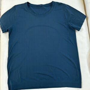 Blue Lululemon shirt . Size 10